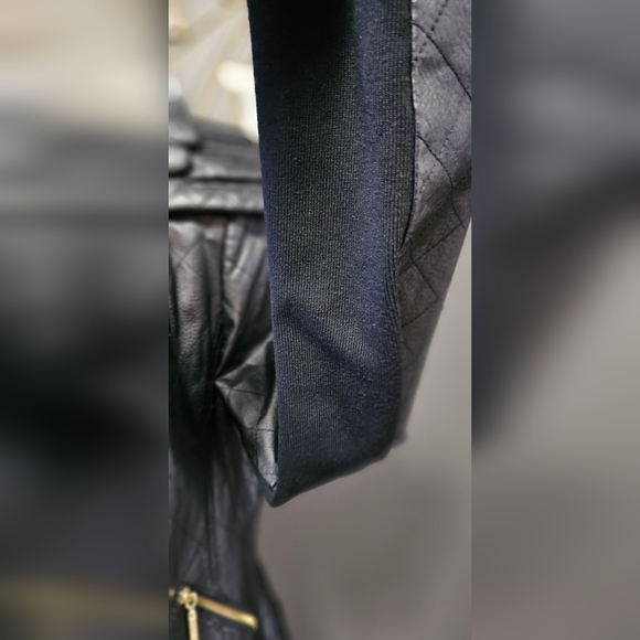 IMAN Global Chic Leather Jacket with Matching Driving Gloves - Picture 7 of 13